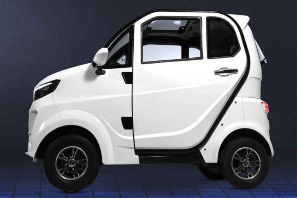 Yakuza Karishma Electric Car white - used for featured image